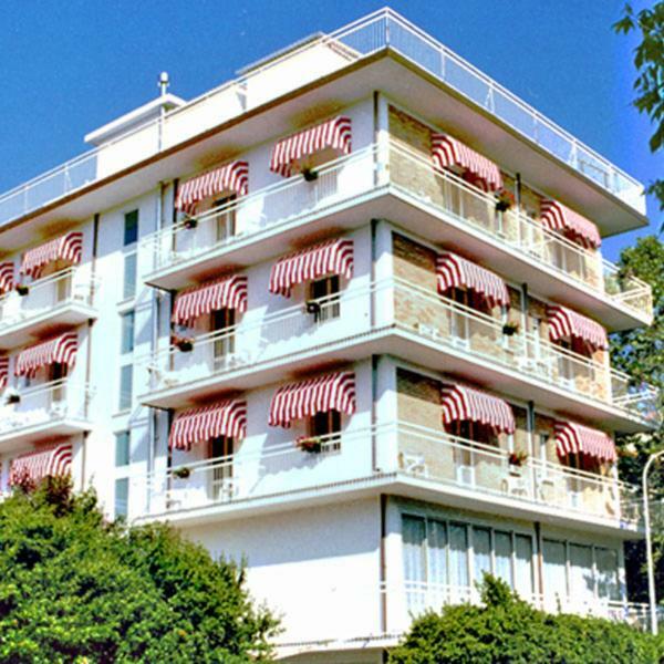 Hotel Ville De Paris Риччоне Экстерьер фото